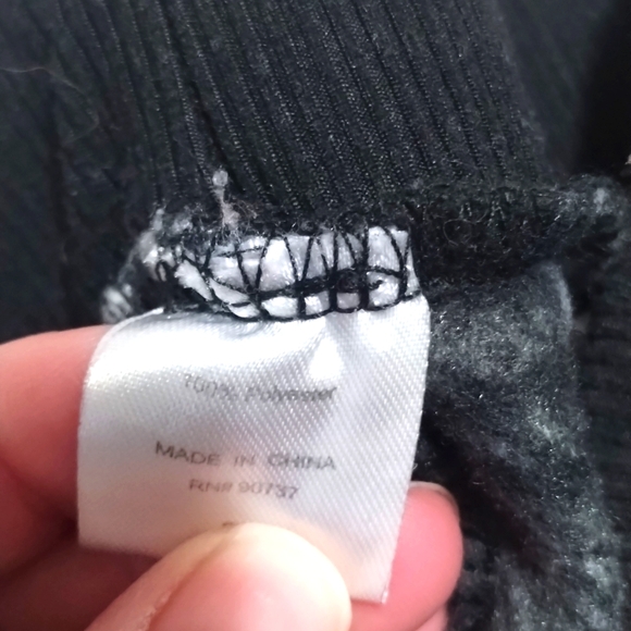 Black and white fuzzy jammies pants - Picture 2 of 6